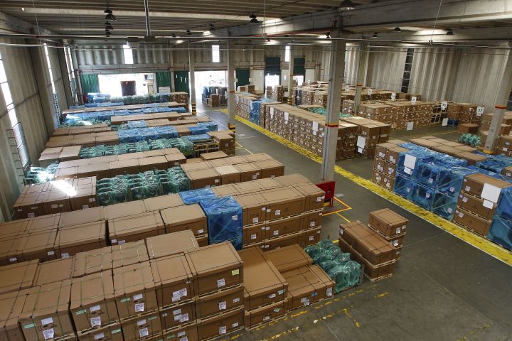 [Imagem: centro-de-logistica-da-renault-em-curitiba.jpg]