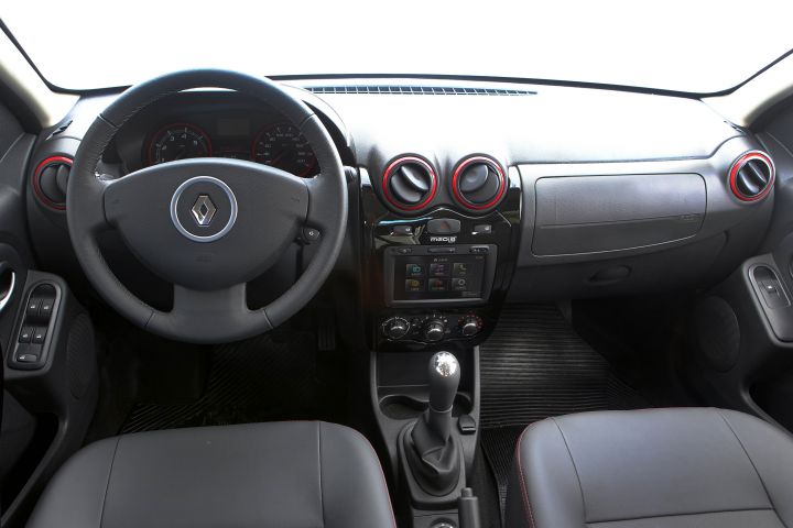 [Imagem: renault-sandero-2014-02.jpg]
