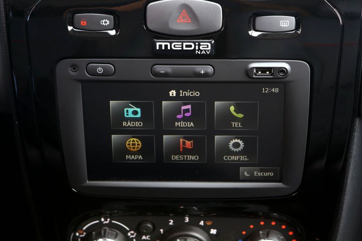 [Imagem: renault-sandero-2014-03.jpg]